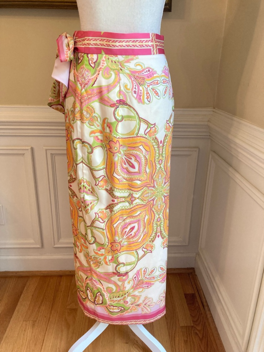 ANTONIO MELANI Set Clio Paisley Scarf Print Satin Top & Skirt - Picture 5 of 12